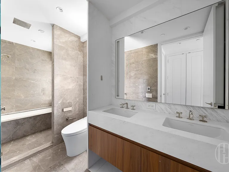 111 W 56th St #40CC — Photo 8