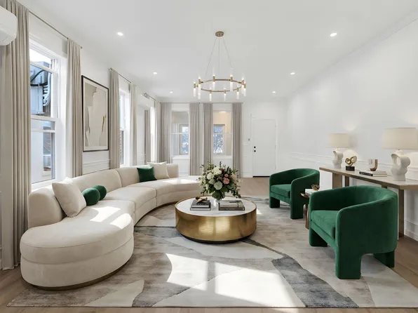 3232 Fenton Avenue image 1 of 32