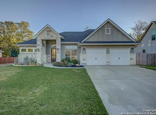 308 English Oaks Cir, Boerne, TX 78006