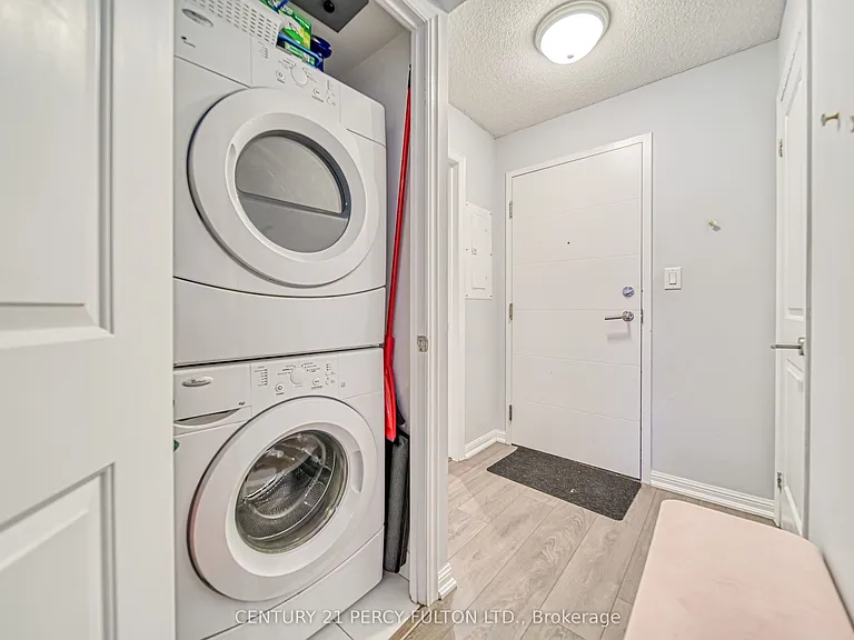 400 Adelaide St E #510 — Photo 19