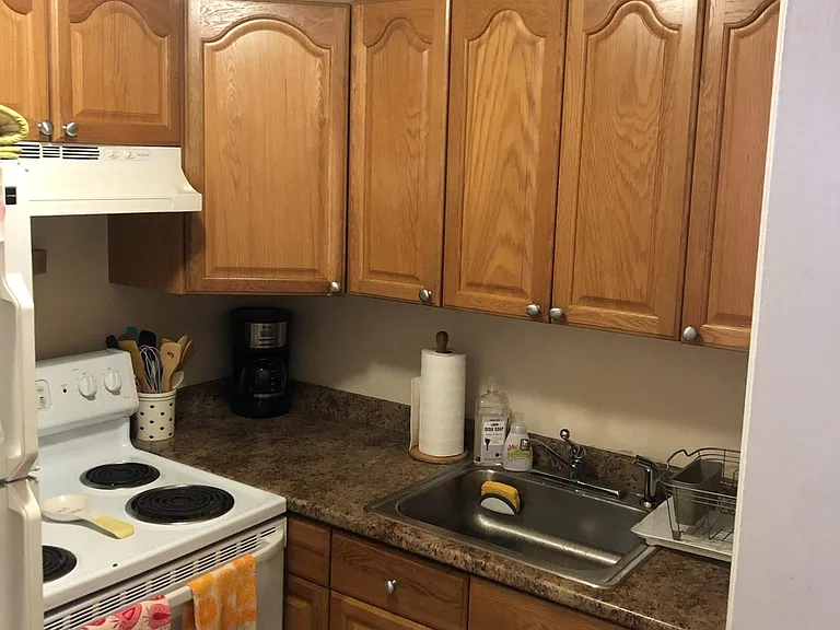 17 Cooper St #2 — Photo 4