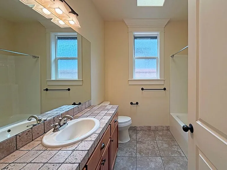 2523 Borders Dr — Photo 9