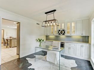 819 Glenchester Dr, Houston, TX 77079