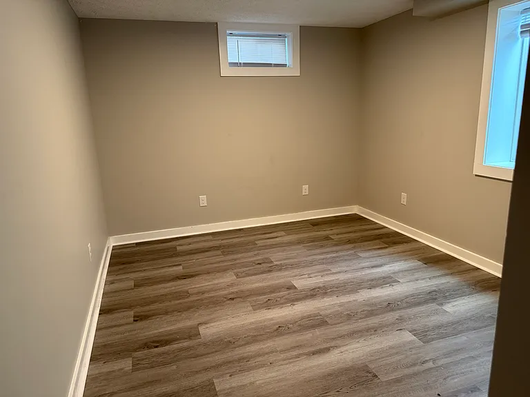 8022 Hascall St — Photo 2