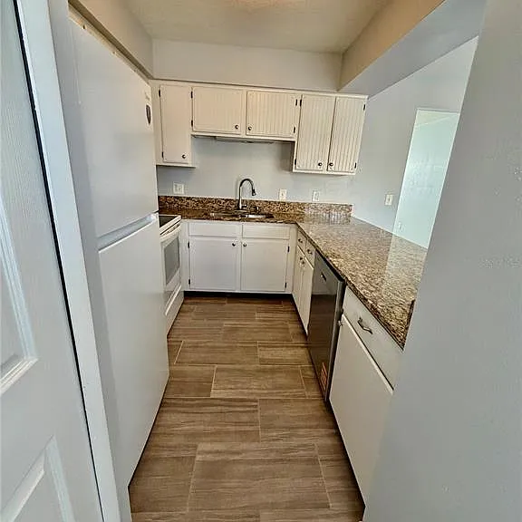 604 Casa Park Ct #A — Photo 10