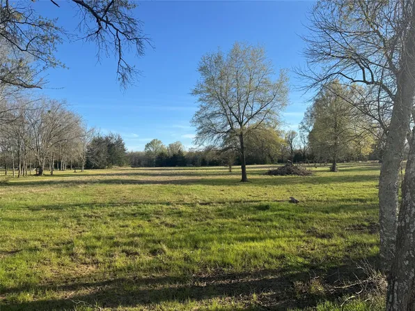 1089 County Road 45800, Blossom, TX 75416