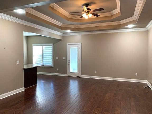 4th image of 123 Elise Cir