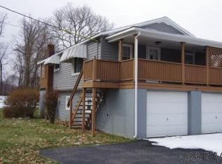 636 Seesetown Rd, Sidman, PA 15955