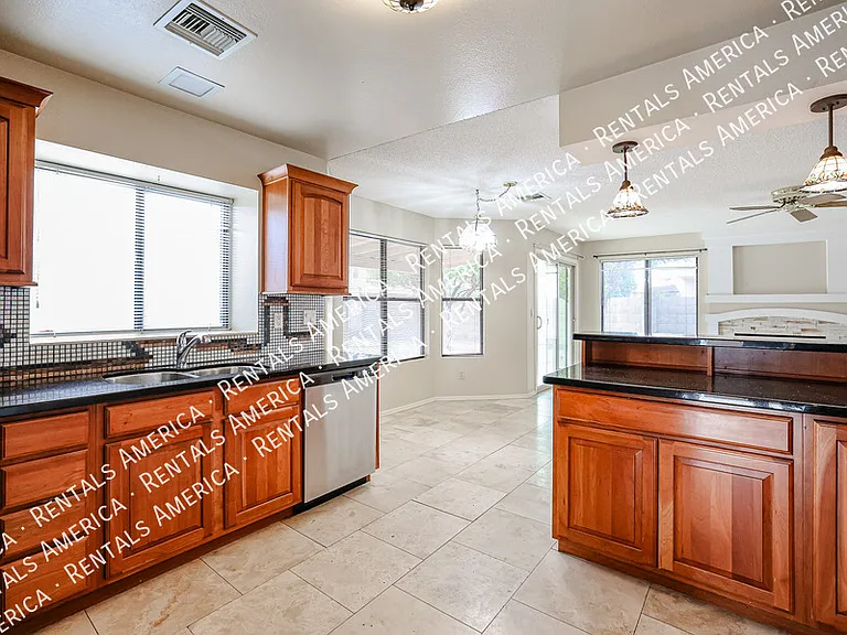 7395 W Kerry Way — Photo 17