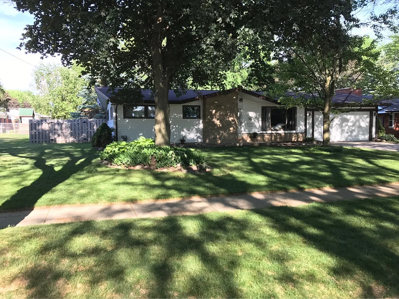 331 Sunburst Dr photo 1