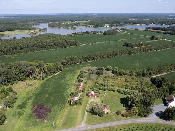 48th image of 885 Hudson Rd