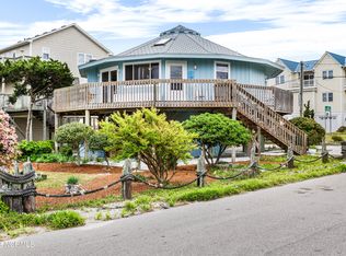 2 Banks Channel Ct, TOPSAIL BEACH, NC 28445