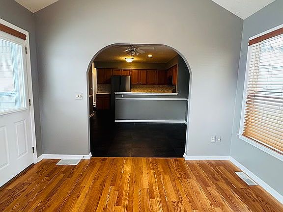 Looking into the kitchen.