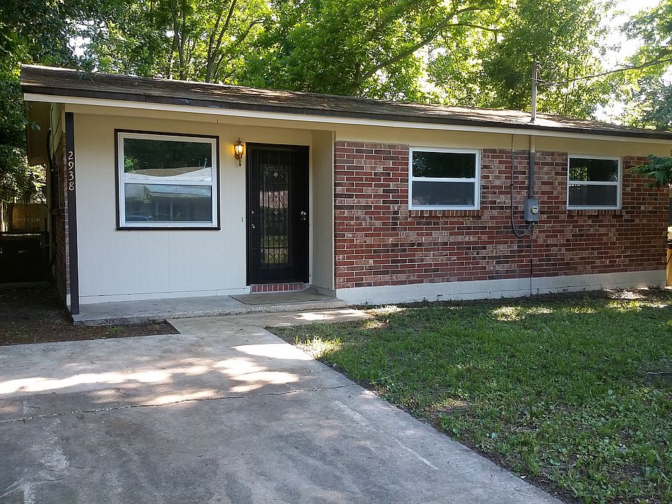 1st image of 2938 W 3rd St