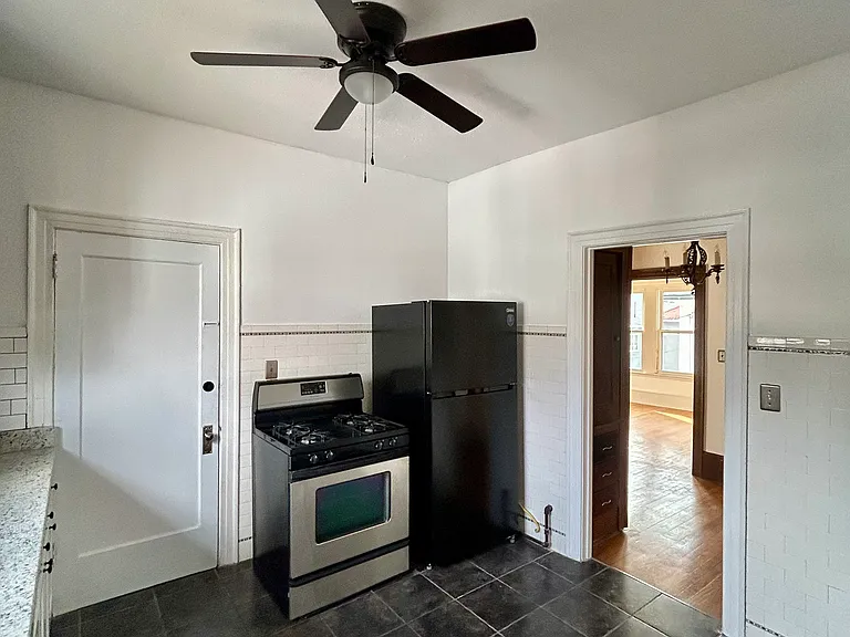 1814 Olive St #2 — Photo 9