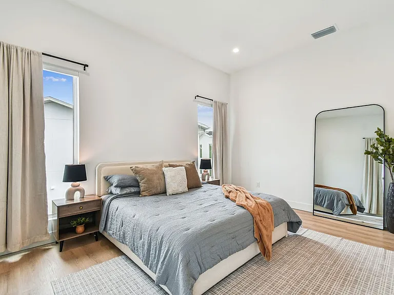 3826 Pompano Dr SE — Photo 75