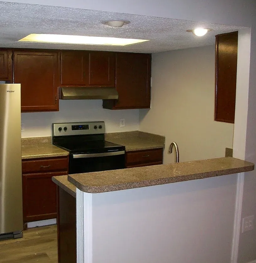 3 bed, 1343 sqft, $2,000 — Photo 4