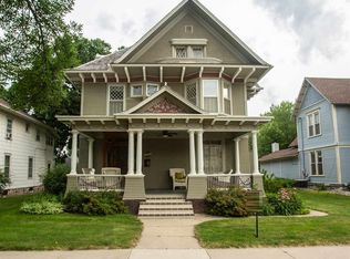 614 W Water St, Decorah, IA 52101
