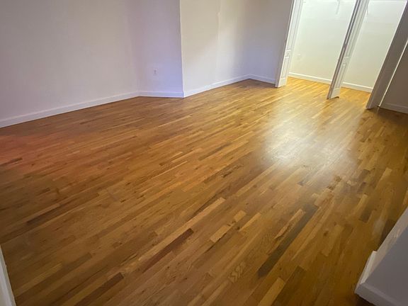 5th image of 8 Bryn Mawr Pl #1STFLOOR