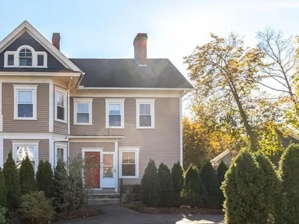 4 Cummings St #4, Billerica, MA 01821