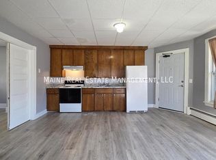 131 College Ave APT 1, Waterville, ME 04901