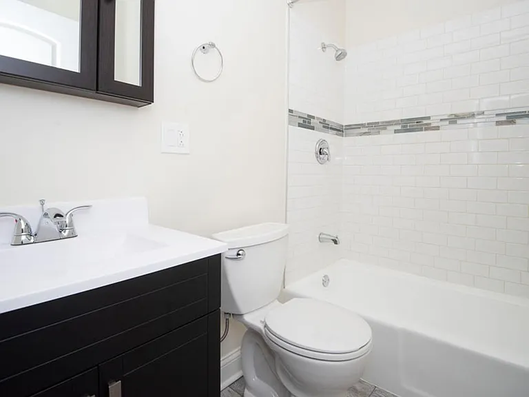 917 W Waveland Ave #A — Photo 15