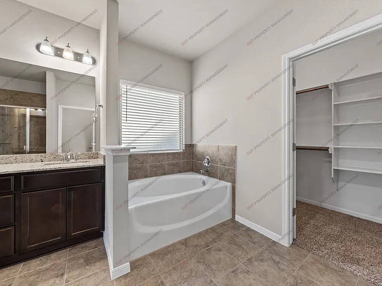 10217 Eaglefire Dr — Photo 26