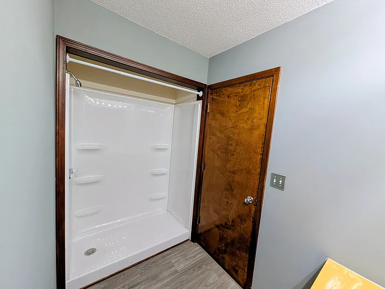 96 Glencrest Dr #A — Photo 11