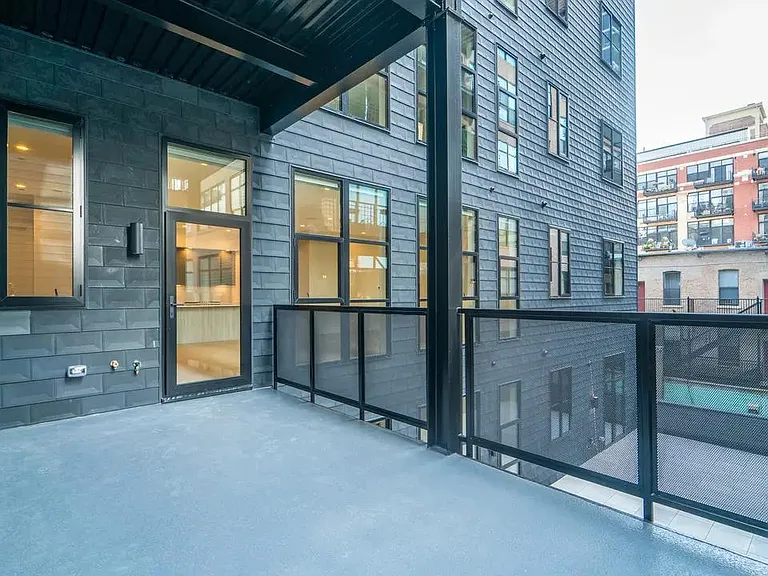 128 S Green St #3C — Photo 10