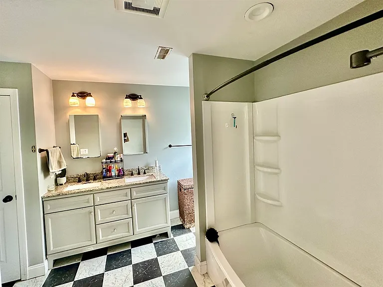 254 Franklin St #2 — Photo 10