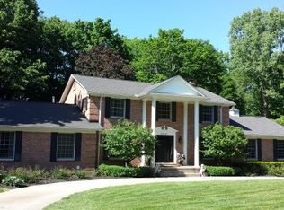 19847 Pierson Dr, Northville, MI 48167