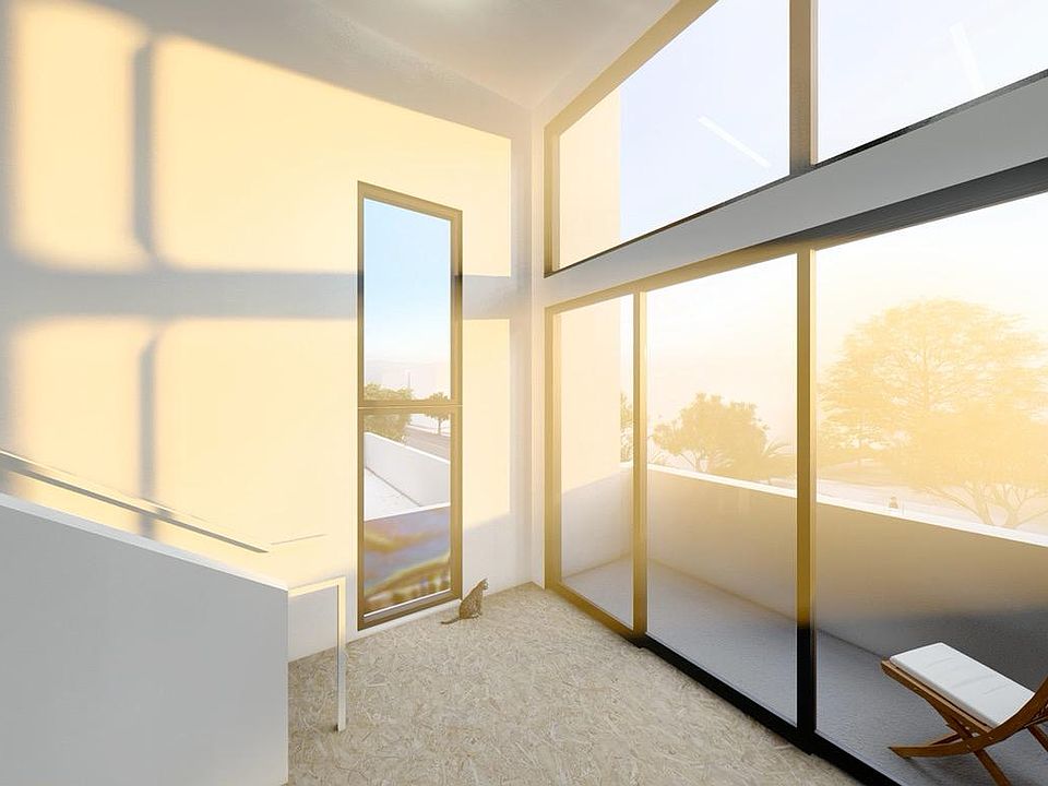 1st image of 2142 Logan Ave #13