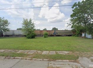 714 E Seymour St, Muncie, IN 47302
