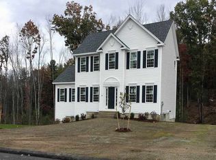 54 Manter Mill Rd, Londonderry, NH 03053