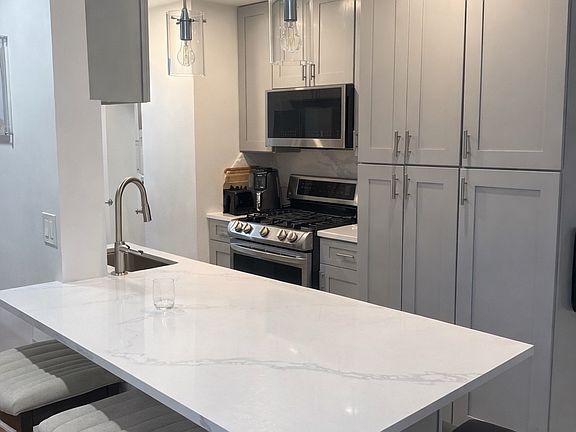 2nd image of 5400 N Sheridan Rd APT 308