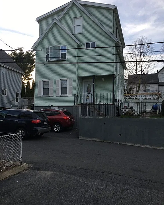 7 Magnolia Ct #1