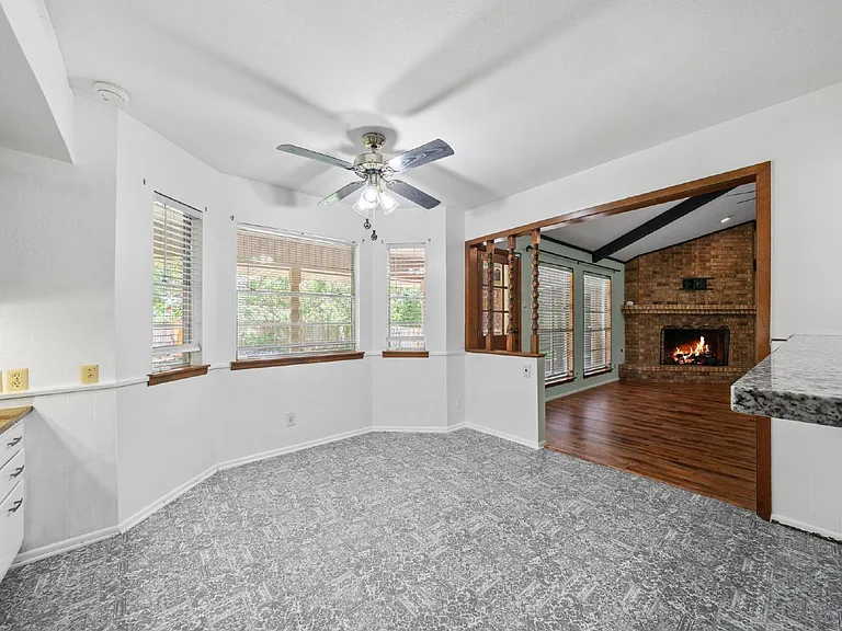 6015 Windhaven Dr — Photo 23