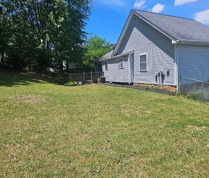 5181 Crumpacker Dr — Photo 4
