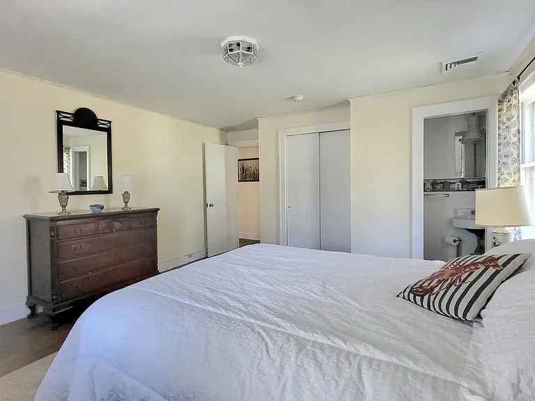 9 Myrtle Cir — Photo 10