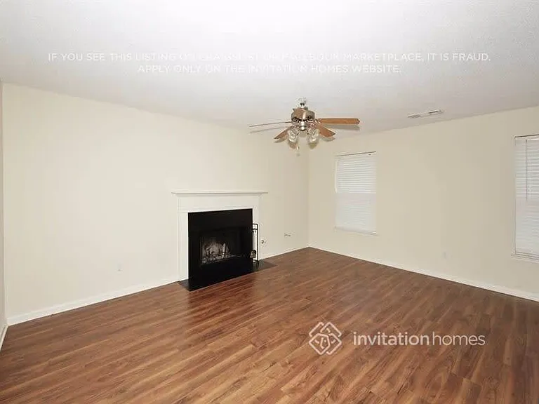 4838 Bryant Dr — Photo 2