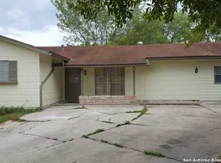 9422 Wobaker Cir, San Antonio, TX 78224