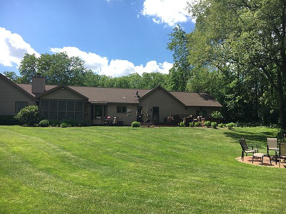 Large private back yard