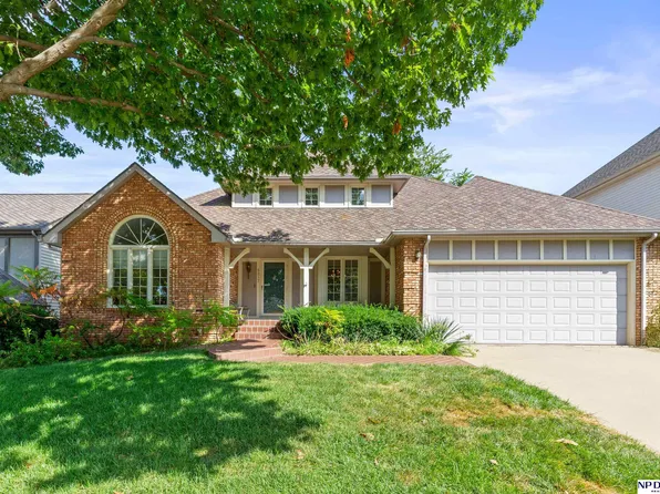 6217 S 107th St, Omaha, NE 68127