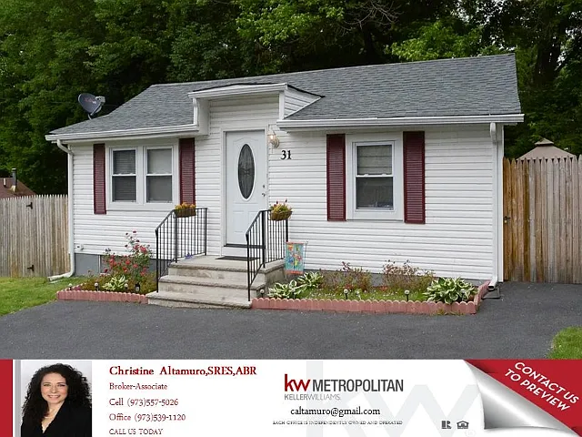 31 Woodsedge Ave photo 1