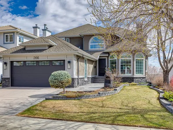 266 SW Diamond Dr SE, Calgary, AB T2J 7E2