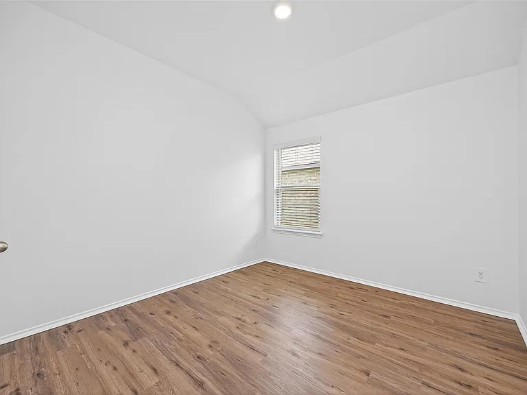20314 Tembec Dr — Photo 22