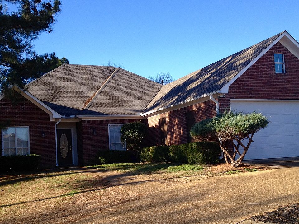 1st image of 150 Apple Blossom Dr