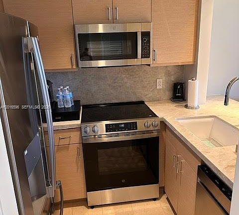 4th image of 455 Grand Bay Dr #618-19
