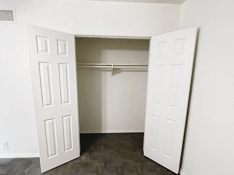1449 Dover Ave — Photo 4