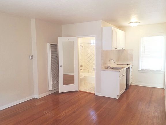 3rd image of 1811 E Ocean Blvd #1/2-A